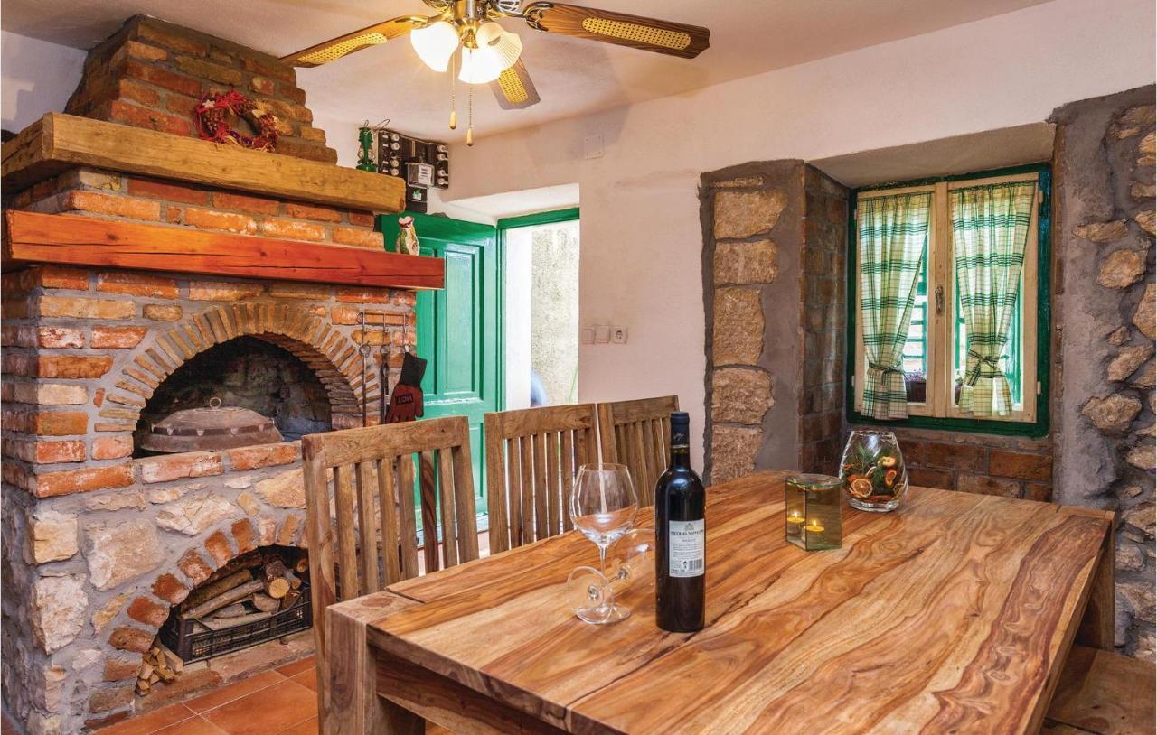 Stunning Home In Punat With Kitchen Stara Baška Zewnętrze zdjęcie