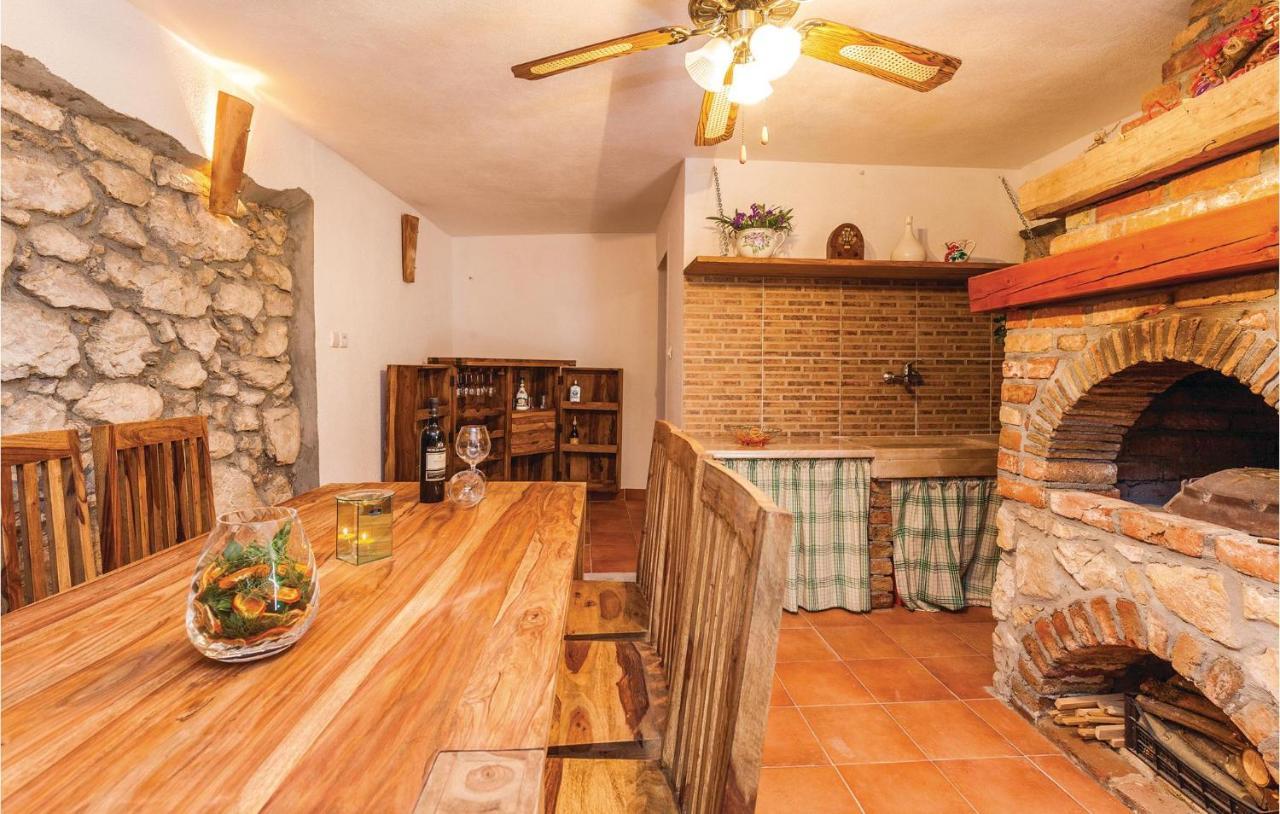 Stunning Home In Punat With Kitchen Stara Baška Zewnętrze zdjęcie