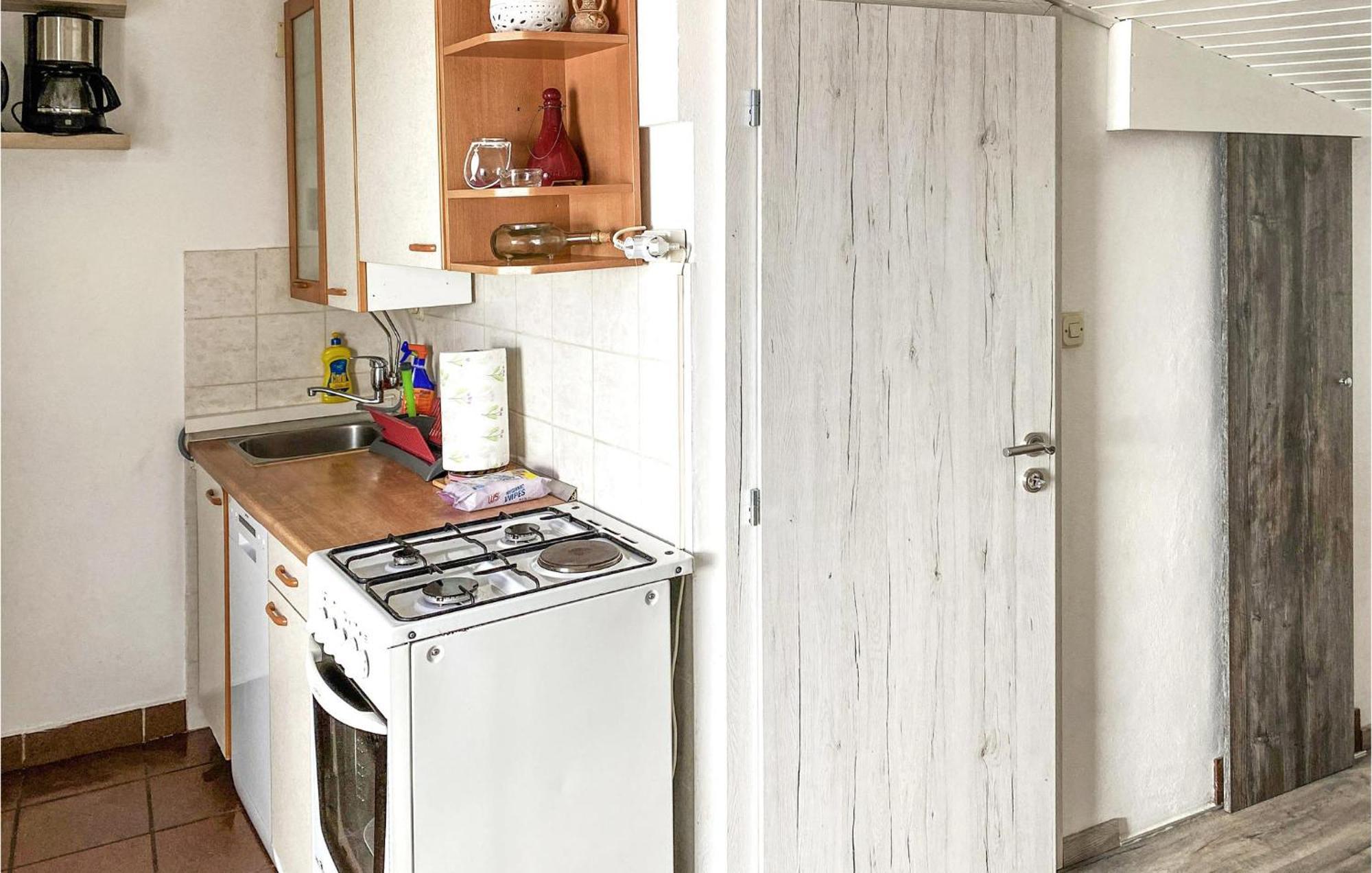 Stunning Home In Punat With Kitchen Stara Baška Zewnętrze zdjęcie